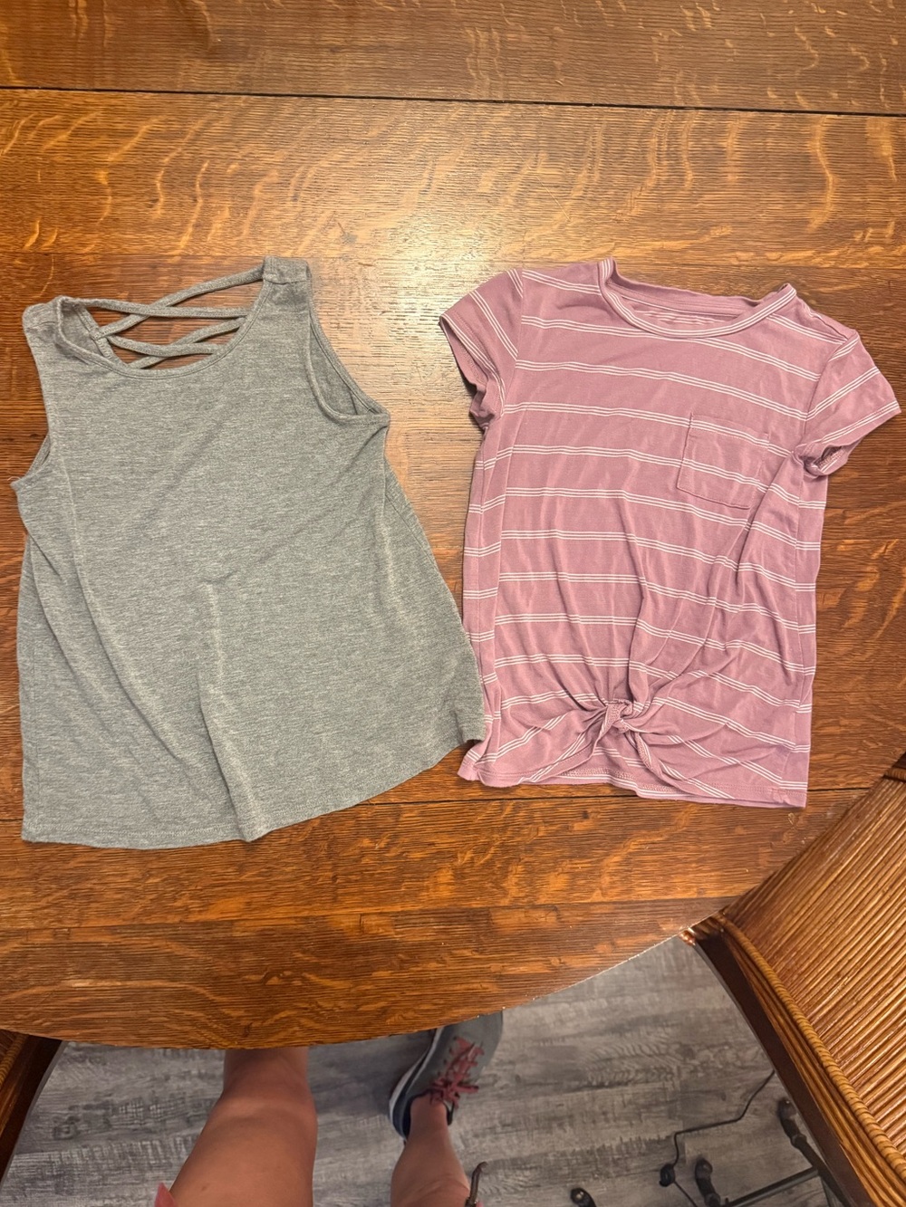 Girls Rumi + Ryder Short Sleeve Knot-Front Tee & Crisscross Tank Set